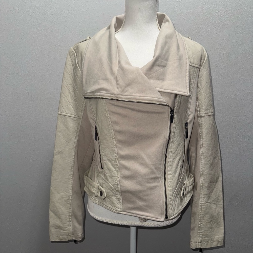 Blanc Noir Beige Moto Long Sleeve Full Front Zip Faux Leather Jacket Size L